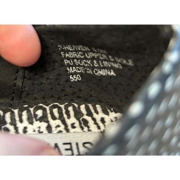 Steve Madden Heaven Black and White Reptile Ballet Flats Size 6 1/2 - Picture 5 of 7